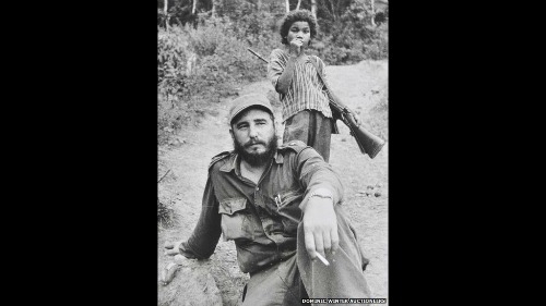 Esta fotografia de Fidel Castro também estava entre as leiloadas na Inglaterra