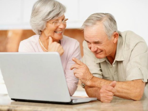 O número de pessoas mais velhas na internet só cresce