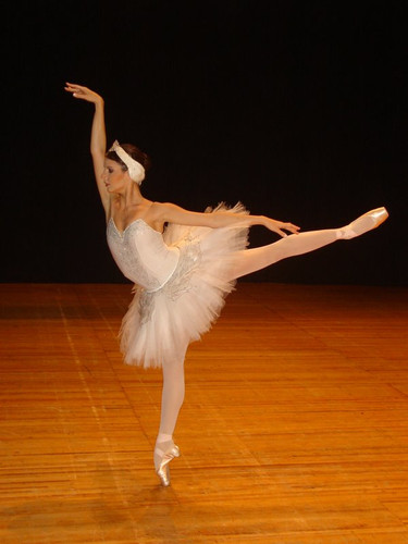 Ela é baiana e faz sucesso na companhia russa de balé 