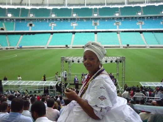 Rita dos Santos, 56 anos, no estádio durante a Copa das Confederações 