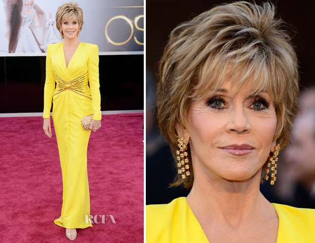 Jane Fonda, 77 anos, vestindo um Versace