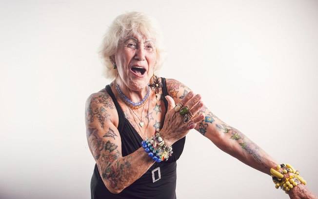Cada vez mais pessoas acima dos 60 anos aderem à tatuagem