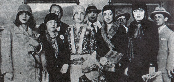 Da esquerda para a direita: Pagu, Elsie Lessa, Tarsila do Amaral, Anita Malfati e Eugênia Álvaro Moreyra